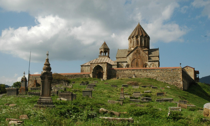 «Հաջիևը մանիպուլյացիա է անում». Արցախի նախկին նախարարը պնդում է՝ ձեռագրերը 44-օրյայի ժամանակ են տեղափոխվել