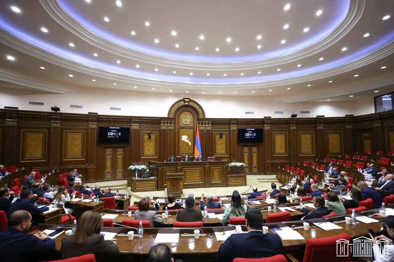 Հայտնի է «Եկեղեցու ճգնաժամի» հարցով ԱԺ հանձնաժողովի կազմը  