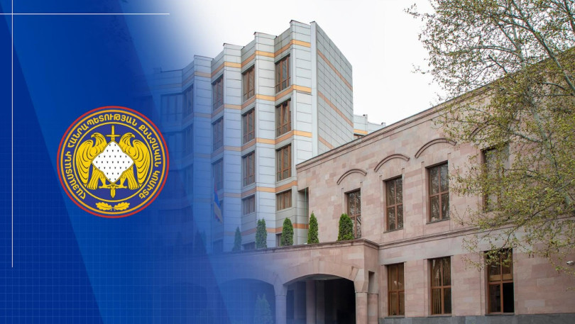 ՀՀ քննչական կոմիտեն հաղորդագրությամբ է հանդես եկել 2 քննիչներին ծեծի ենթարկելու գործով ոստիկանին կալանավորելու վերաբերյալ